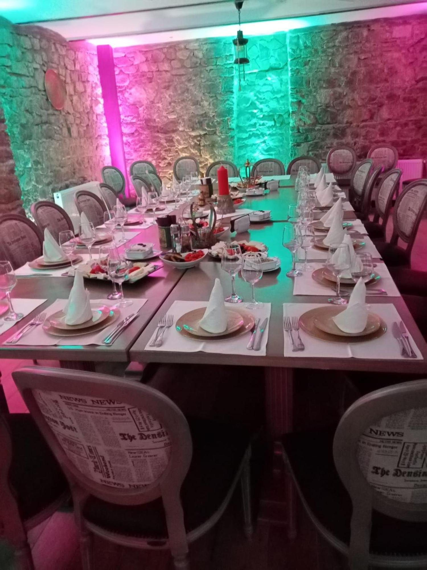 Hotel Boutique Vila Lakastel シナヤ エクステリア 写真